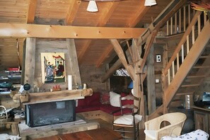 Télévision, cheminée