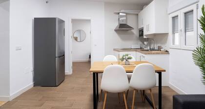 Appartement 'La Victoria A 2 Hab' avec terrasse privée, Wi-Fi et climatisation