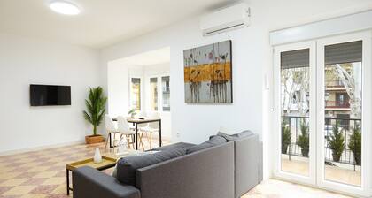 Apartment 'La Victoria B' with Balcony, Wi-Fi and Air Conditioning