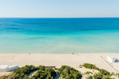 Holiday Home 'Airone' with Sea View, Wi-Fi and Air Conditioning