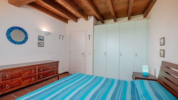 3 chambres, fer et planche Ă repasser, Wi-Fi gratuit, draps fournis