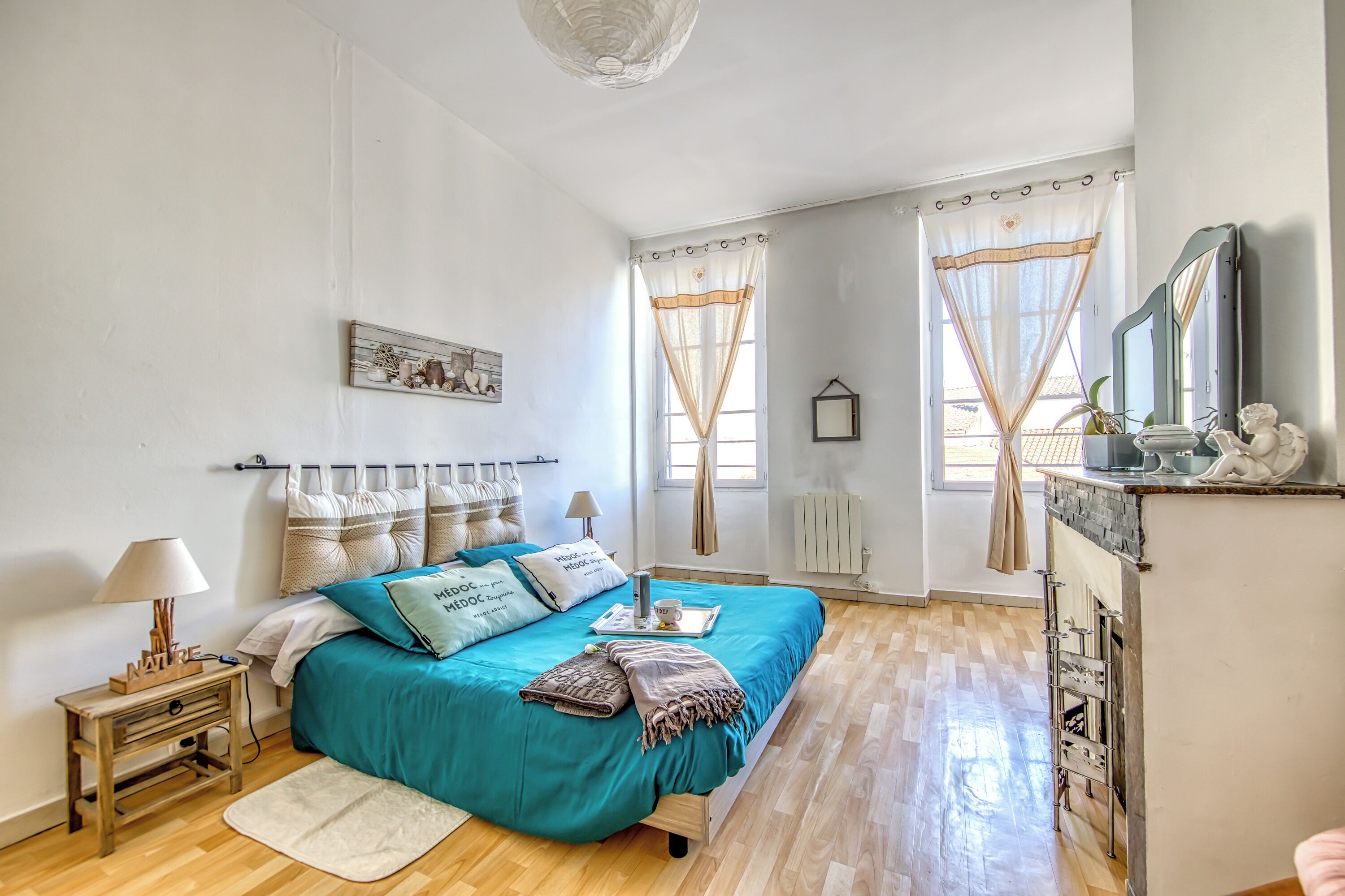 3 chambres, fer et planche à repasser, Wi-Fi gratuit, draps fournis