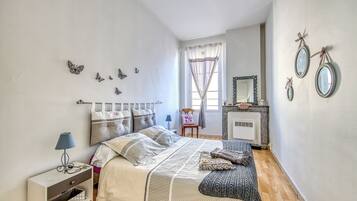 3 chambres, fer et planche Ă repasser, Wi-Fi gratuit, draps fournis