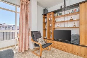 TV