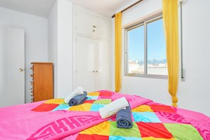 1 soverom, wi-fi (inkludert) og sengetøy