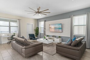 Télévision, baby-foot