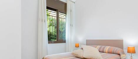 Villa | 4 sovrum och strykjÀrn/strykbrÀda