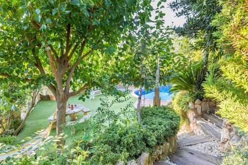 Villa | Garden
