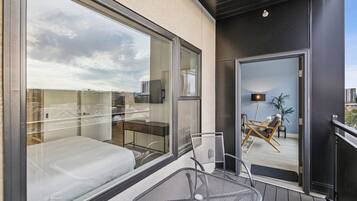 1 slaapkamer, een bureau, een strijkplank/strijkijzer, gratis wifi