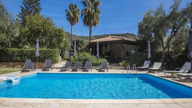 Pool | Inomhuspool och utomhuspool