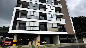 Basic Apartment | Exterior