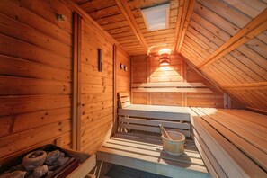 Sauna - Vacation apartment Skorpion - Modern vacation apartment with sauna & garden - Space for 8 (Loddin)