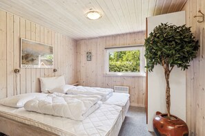 3 chambres, fer et planche à repasser, Wi-Fi gratuit