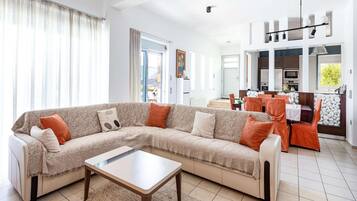 House | Living room