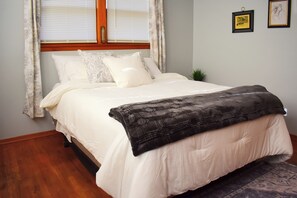 5 soverom, skrivebord, strykejern/-brett og wi-fi (inkludert)