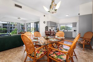 Dining - 🏖️Waikoloa Beach Resort | Spacious Lanai & Heated Pool (Waikoloa)