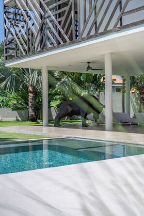 Pool - Rent Your Own Luxury Villa with 6 Bedrooms, Bali Villa 2203 (Bali)