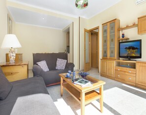 Apartment | Living room - Apartment in Lloret de Mar Near the Beach (Lloret de Mar)