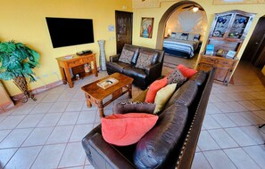 Smart TV, DVD player