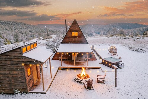 25-Acre Private Retreat w/ UTV, Hot Tub, Fire Pit, Trails & Stunning Views