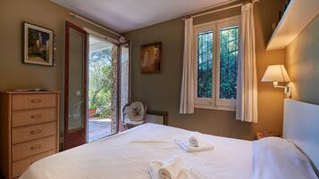 Apartment | 3 bedrooms, iron/ironing board