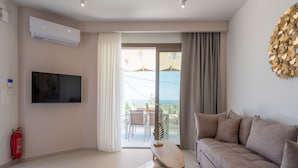 Unclassified image, 5 of 33, button - Villa in Crete With Sea Views & Private Pool (Rethymno)