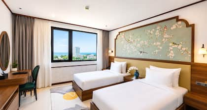 Grand Luxury Hotel Ninh Chu