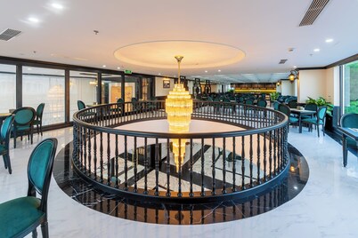 Grand Luxury Hotel Ninh Chữ