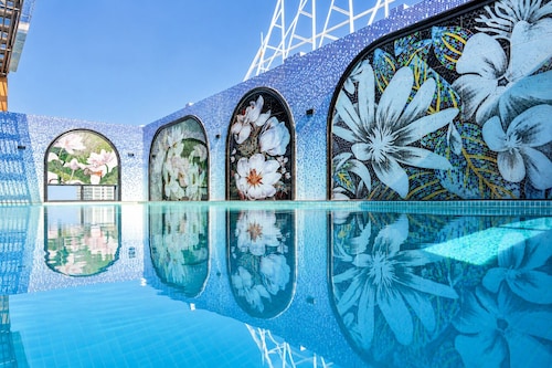 Grand Luxury Hotel Ninh Chu
