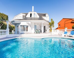 Exterior - Villa in Blanes With Pool and Sea Views (Blanes)