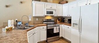 Bear Territory      .