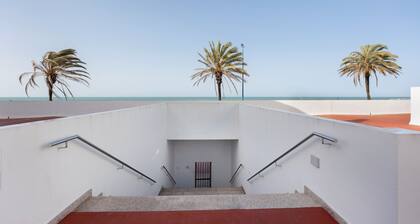 Ferienwohnung 'Magnolia Chiclana' mit Privatterrasse, Gemeinschaftsgarten und Wi-Fi
