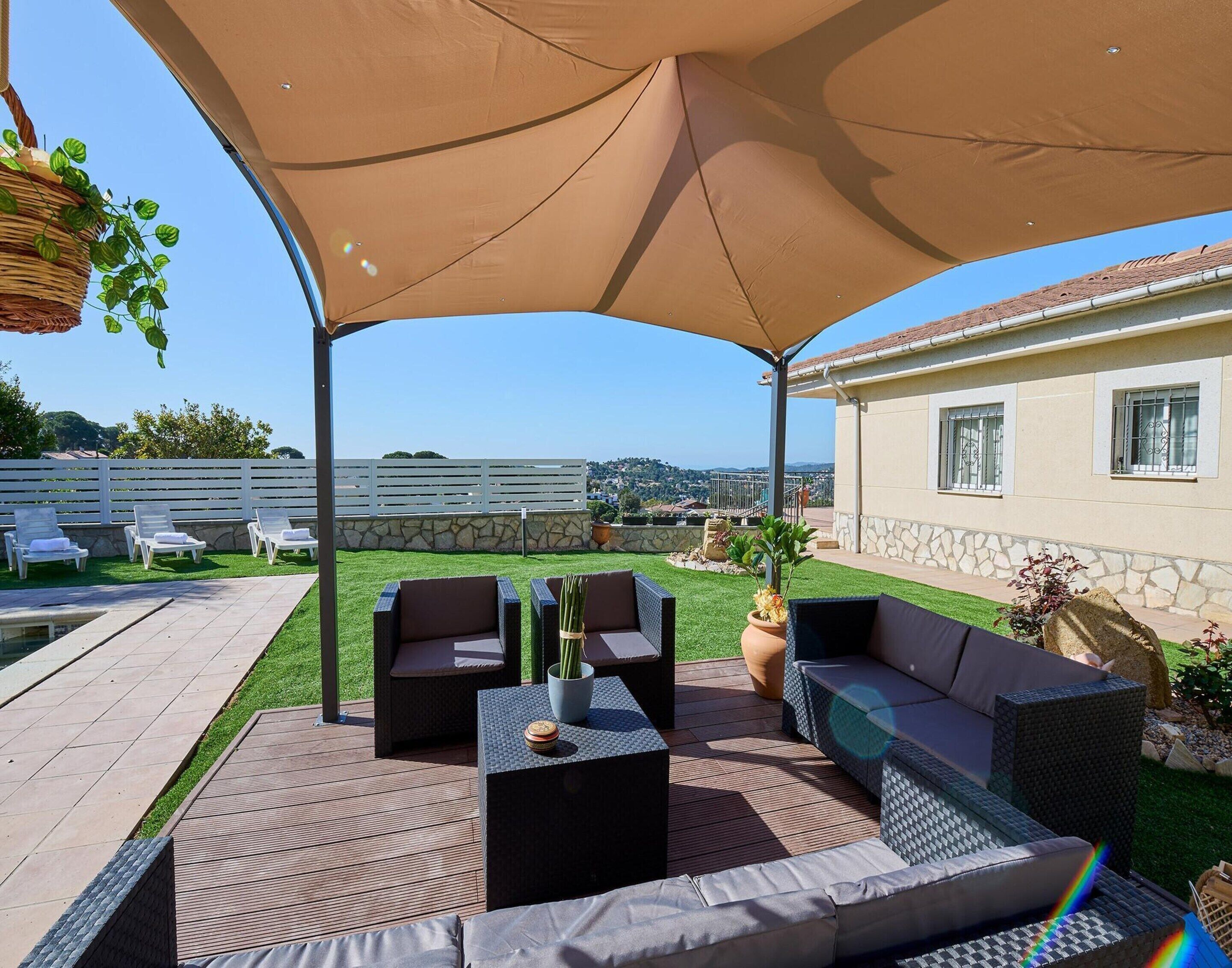 Villa | Balcony