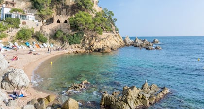Villa on Costa Brava With Pool & Sea Views