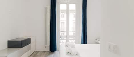 1 chambre, fer et planche Ă repasser, Wi-Fi, draps fournis