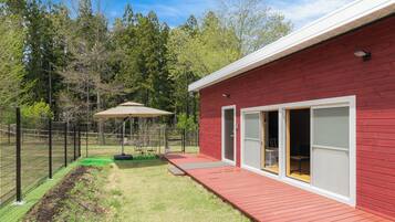 Family Cottage, Non Smoking, Mountain View (plum,Dog friendly) | Terrace/patio