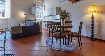 GuestHost - Renaissance Suite - Ferrara