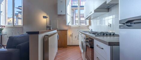 Fridge, oven, stovetop, toaster
