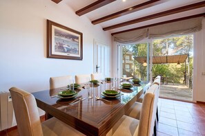 Villa | Interior detail - Villa in Llafranc Near Sandy Beach (Palafrugell)