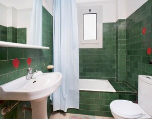 Apartment | Bathroom