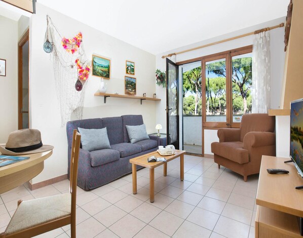 Apartment | Living room