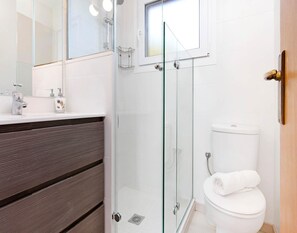 Apartment | Bathroom