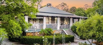 Spacious 100 year old renovated Perth Hills home with pool & nature views