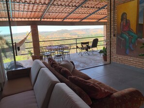 Smart TV, books - MIRADA RESORT - Pirenopolis GO (Pirenópolis)