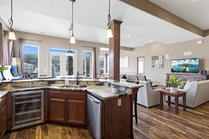 Interior - Porto Cima w/ Game Room, Dock, Boat Slip, Kayaks, Lakeside Fireplace & Hot Tub (Sunrise Beach)