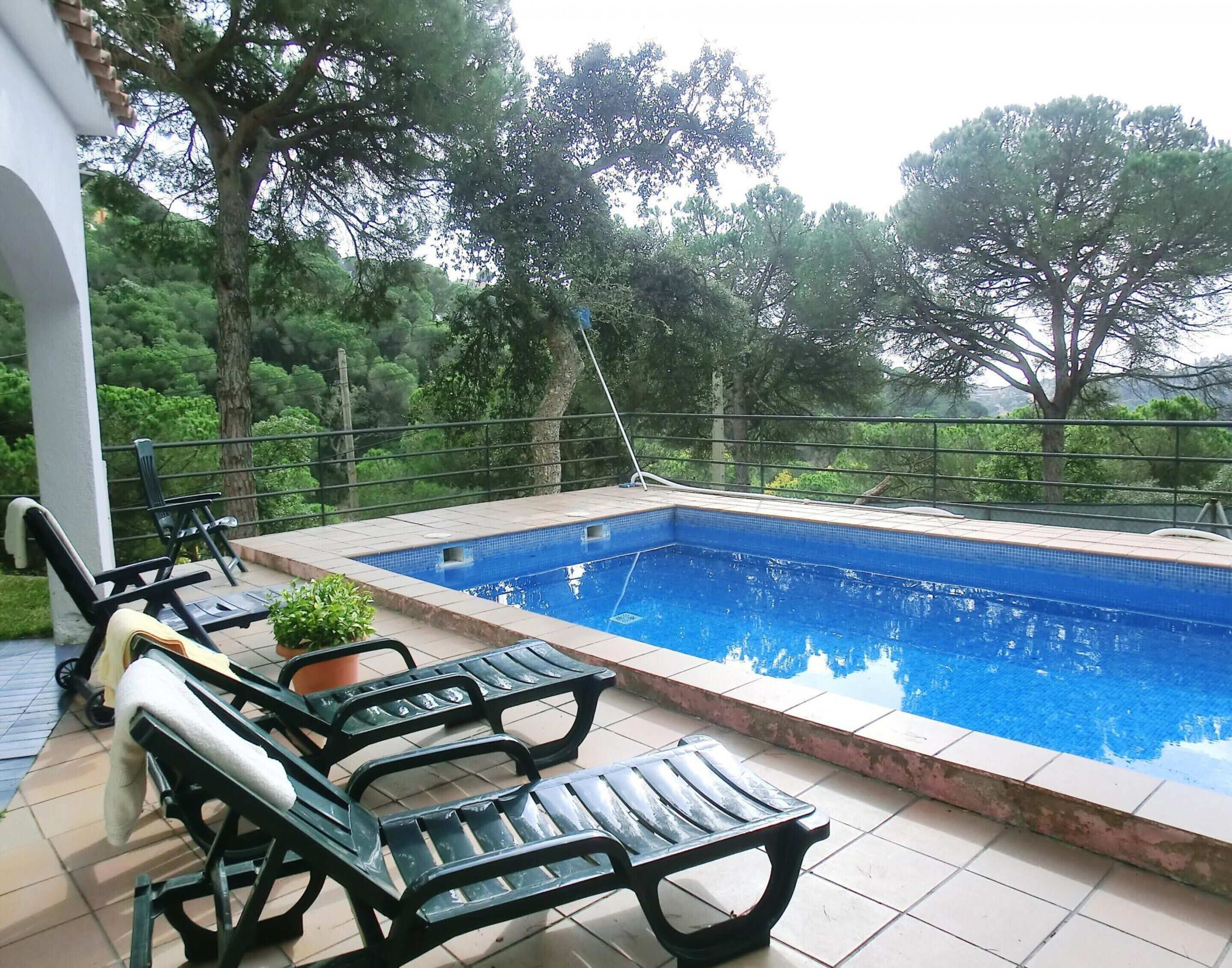 Villa | Pool | Indoor pool, outdoor pool