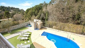 Villa | Pool | Indoor pool, outdoor pool - Villa in Lloret de Mar With Private Pool (Vidreres)