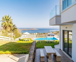 House | Balcony - Villa in Elounda With Ocean Views & Pool (Agios Nikolaos)