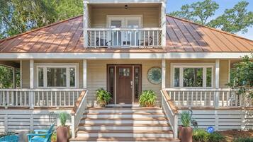 Perincian bahagian luar