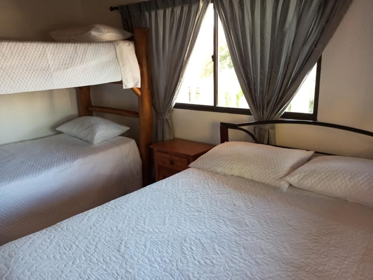 Casa, 5 quartos, acessível, para fumantes | 5 quartos